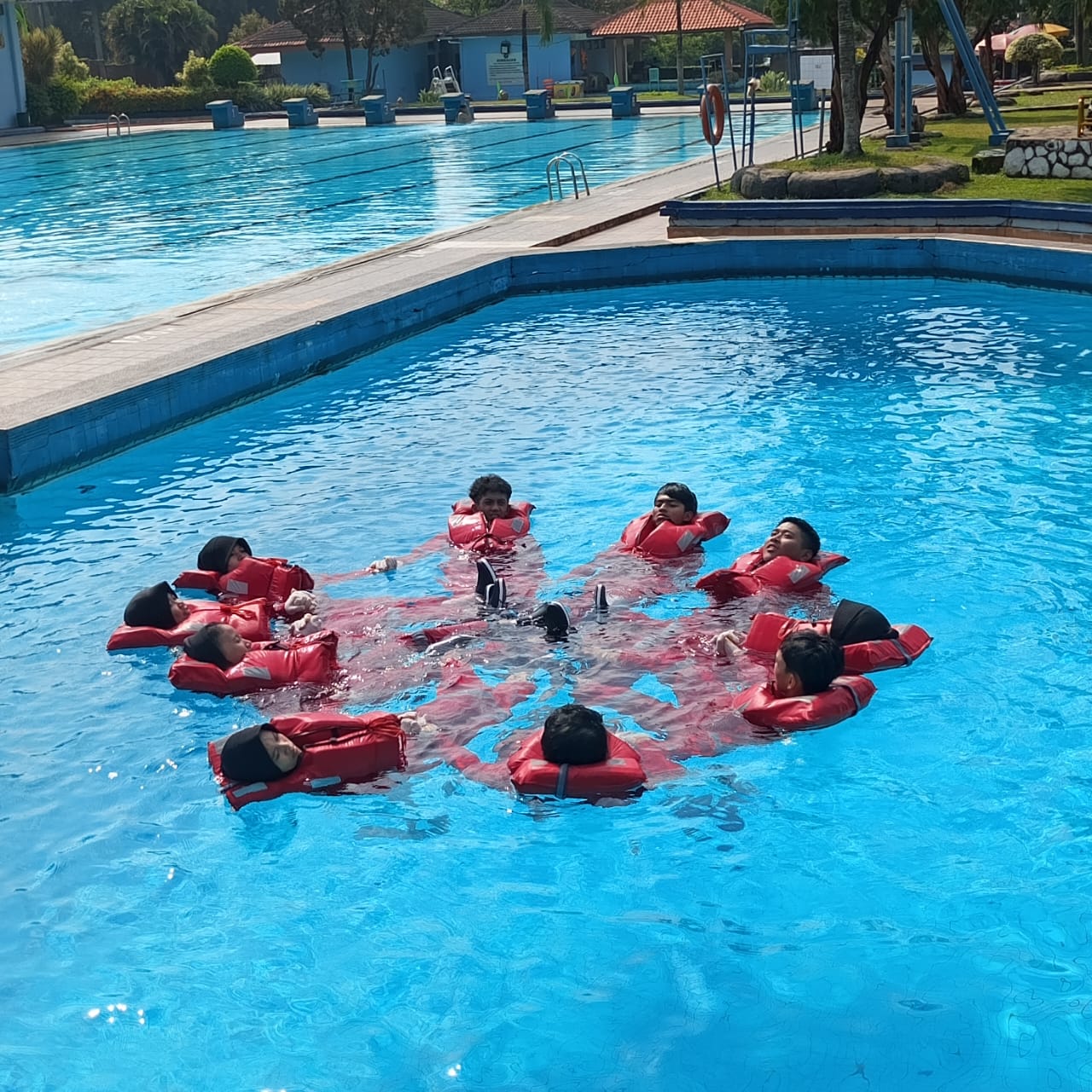 training-sea-survival-2